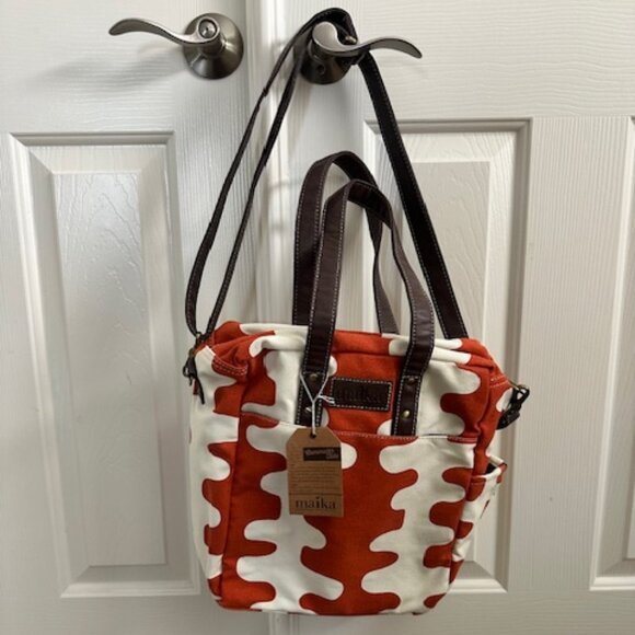 Maika Commuter Tote - Picture 9 of 14